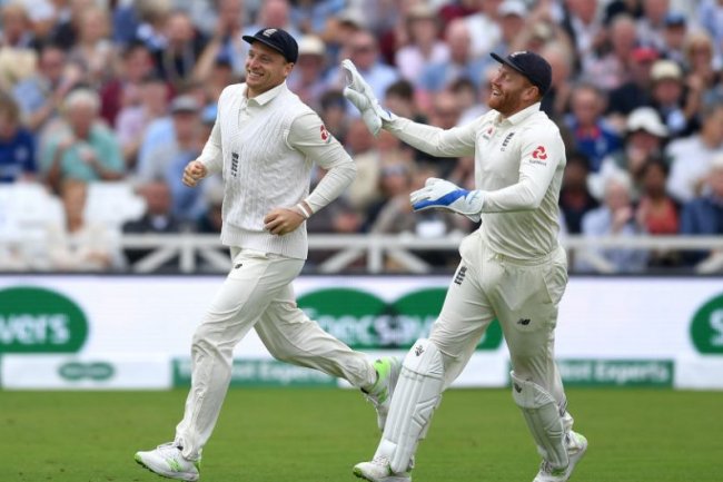 இவங்களை ஏன் டீமை விட்டு தூக்குனீங்க? கடுப்பான முன்னாள் வீரர்கள்