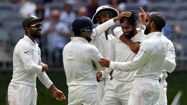 முக்கிய விக்கெட்களை இழந்தது ஆஸி: இந்தியா அதிரடி!