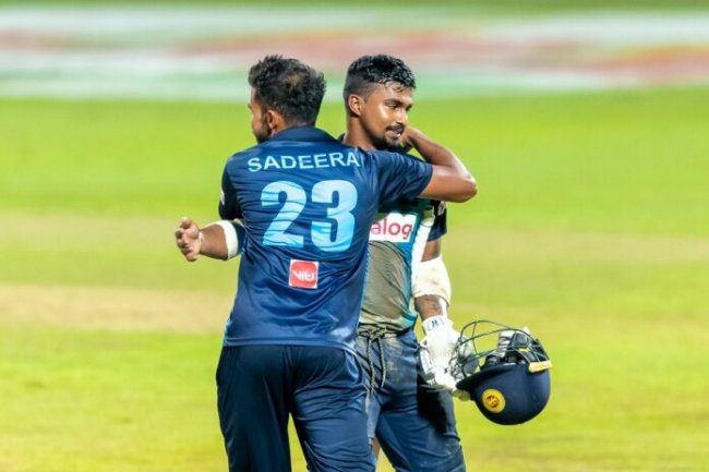 புளூஸ் அணியை தோல்வியிலிருந்து மீட்ட அஷேன், சஹன்!