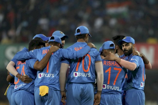 இலங்கை அணியை இலகுவாக வீழ்த்திய இந்திய அணி