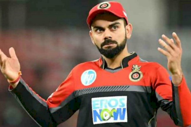 செய்யக் கூடாத தப்பு.. கையை தூக்கிய கோலி.. பதறிய அம்பயர்.. 