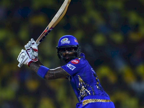 150கிமீ வேகத்தில் தாக்கிய பந்து.. கீழே விழுந்து துடித்த வீரர்.. உறைய வைத்த சம்பவம்